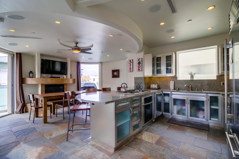 Virtual tour photo 6 of 48 for 714 Lido Ct