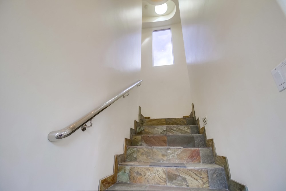 Virtual tour photo 26 of 48 for 714 Lido Ct