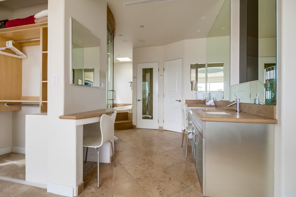 Virtual tour photo 33 of 48 for 714 Lido Ct