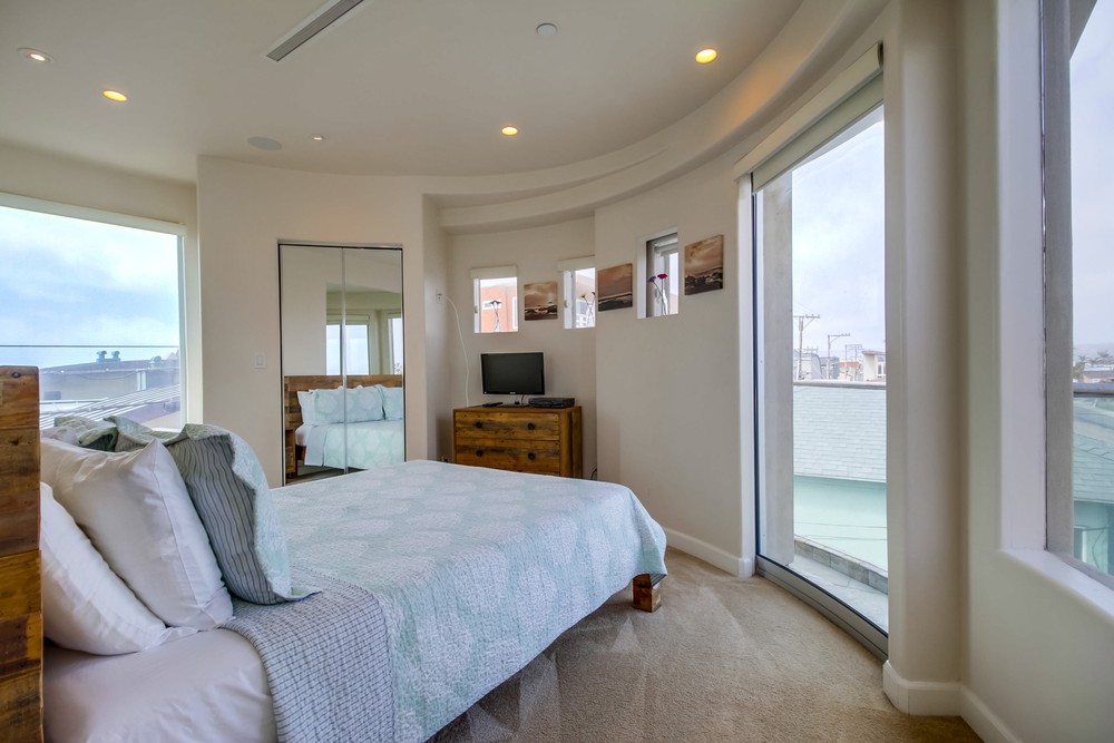 Virtual tour photo 40 of 48 for 714 Lido Ct