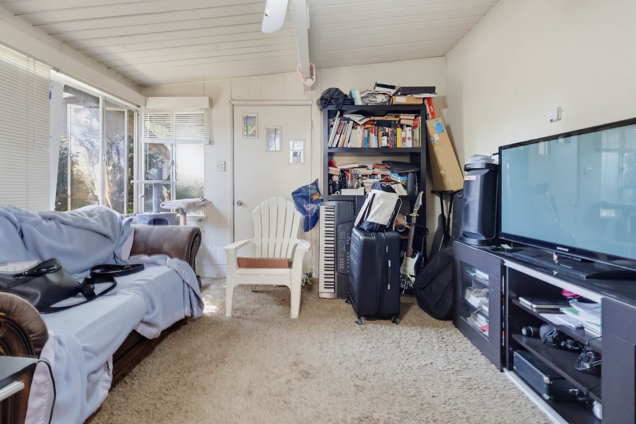 Virtual tour photo 11 of 65 for 714 W Nevada St