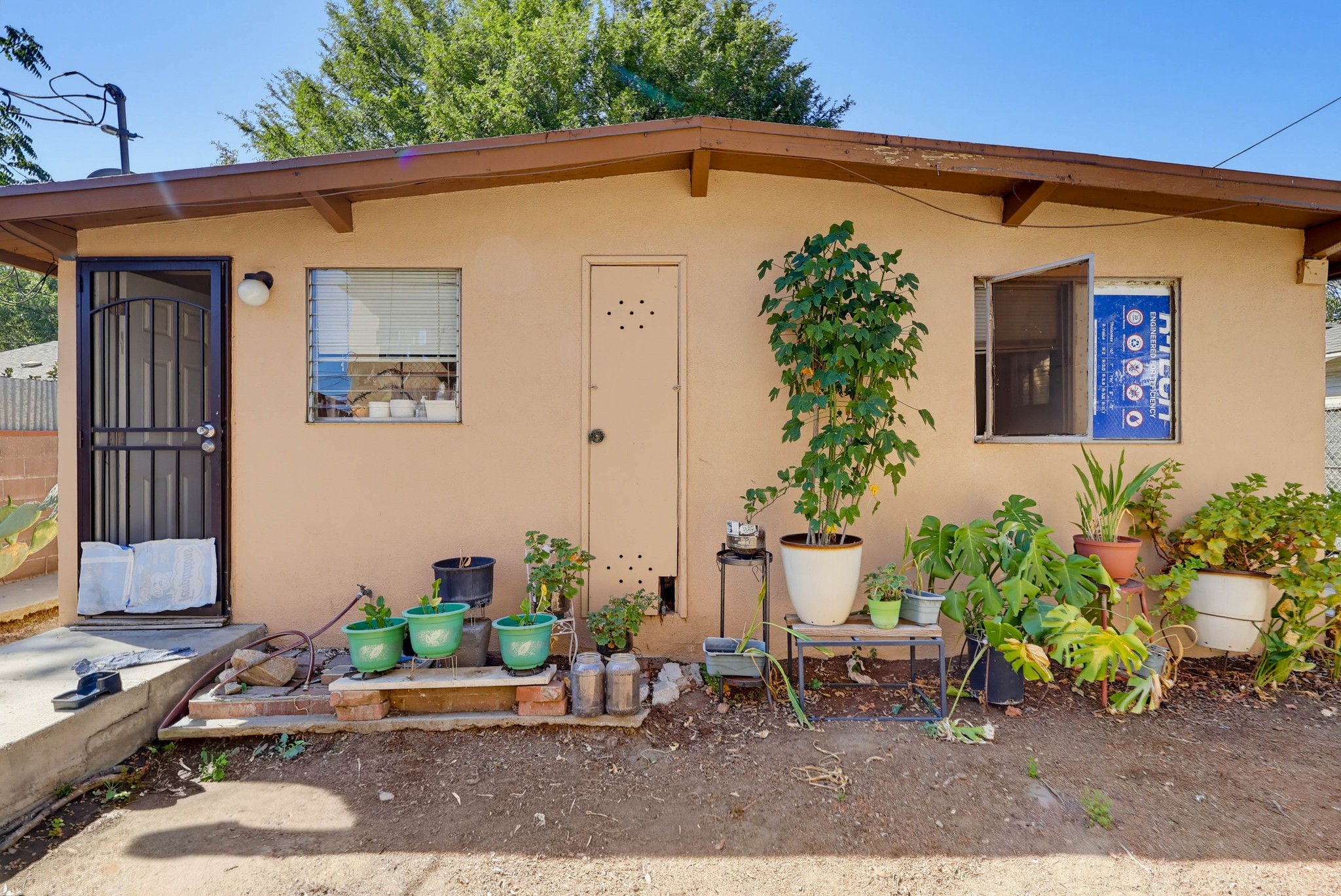 Virtual tour photo 25 of 65 for 714 W Nevada St