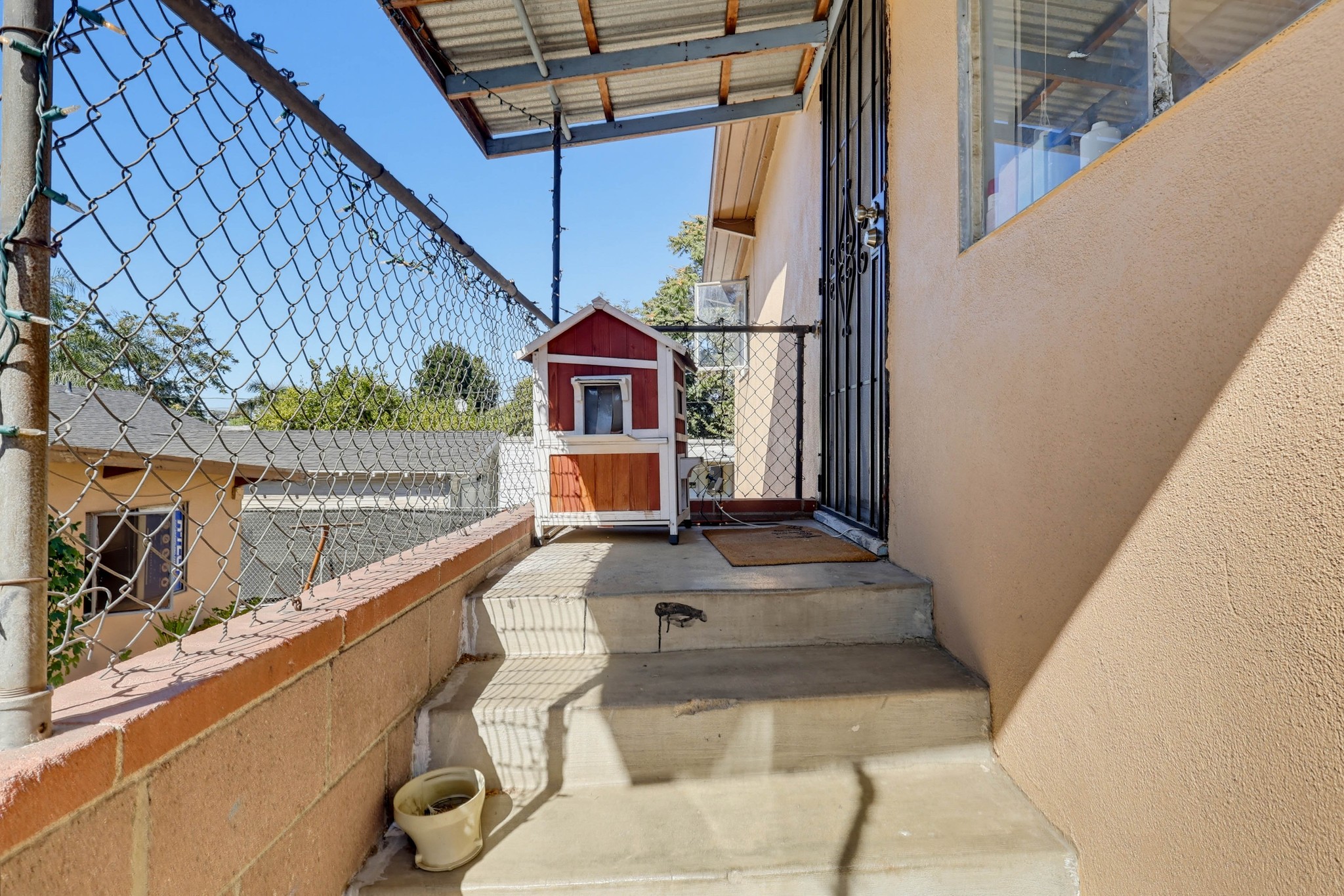Virtual tour photo 29 of 65 for 714 W Nevada St
