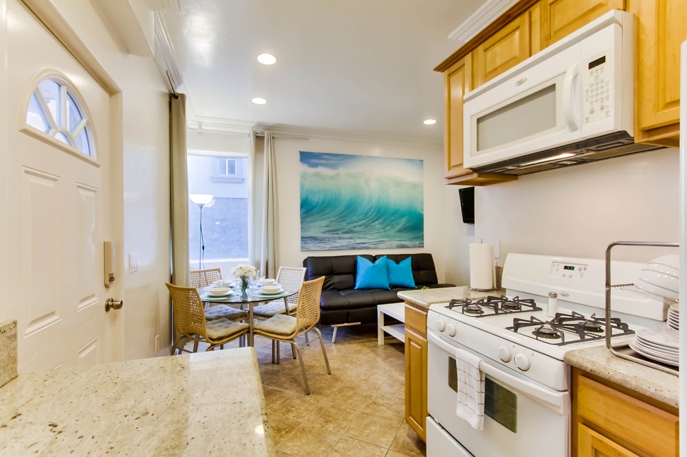 Virtual tour photo 18 of 59 for 714 York Court