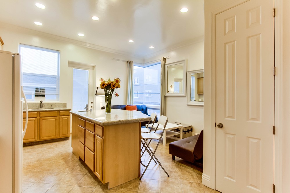 Virtual tour photo 26 of 59 for 714 York Court