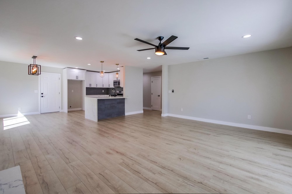 Virtual tour photo 9 of 33 for 7143 Frakes St