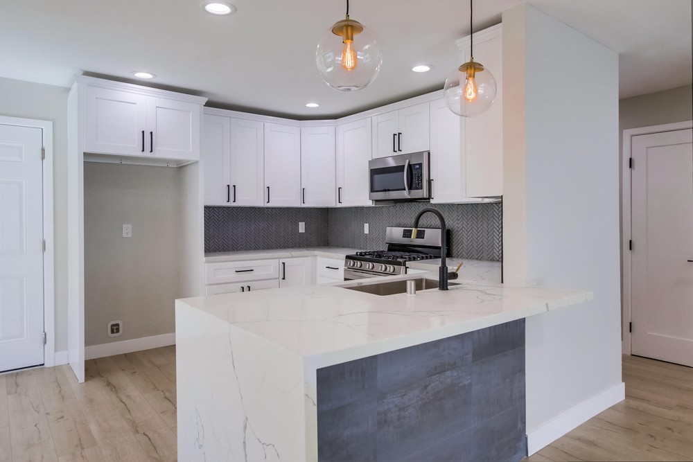 Virtual tour photo 10 of 33 for 7143 Frakes St