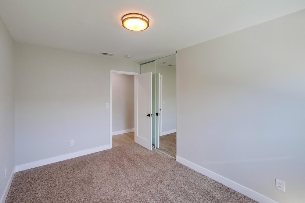 Virtual tour photo 23 of 33 for 7143 Frakes St