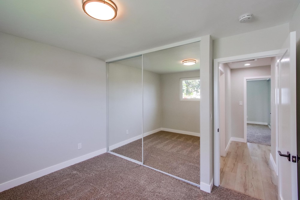 Virtual tour photo 25 of 33 for 7143 Frakes St