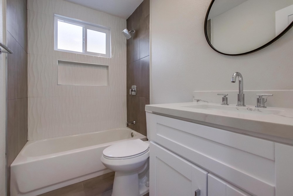 Virtual tour photo 28 of 33 for 7143 Frakes St