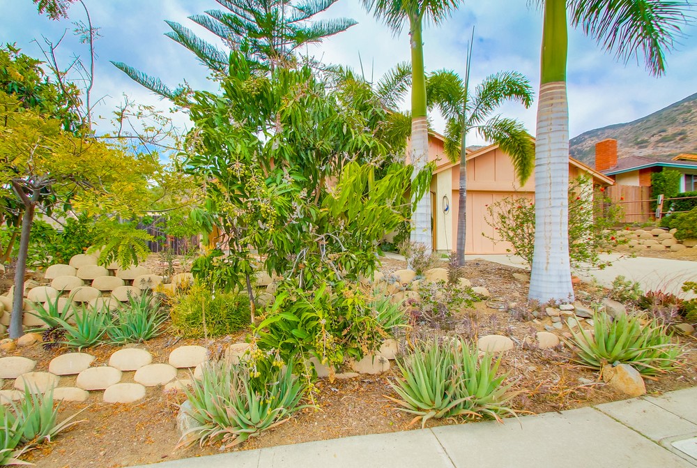 Virtual tour photo 4 of 55 for 7146 Ruane St