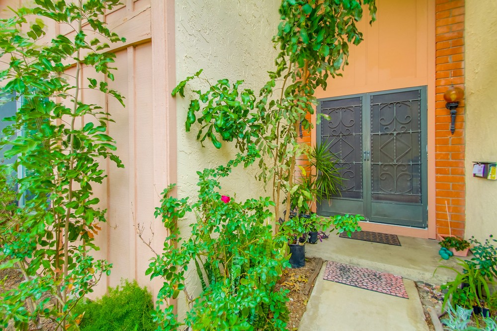 Virtual tour photo 10 of 55 for 7146 Ruane St