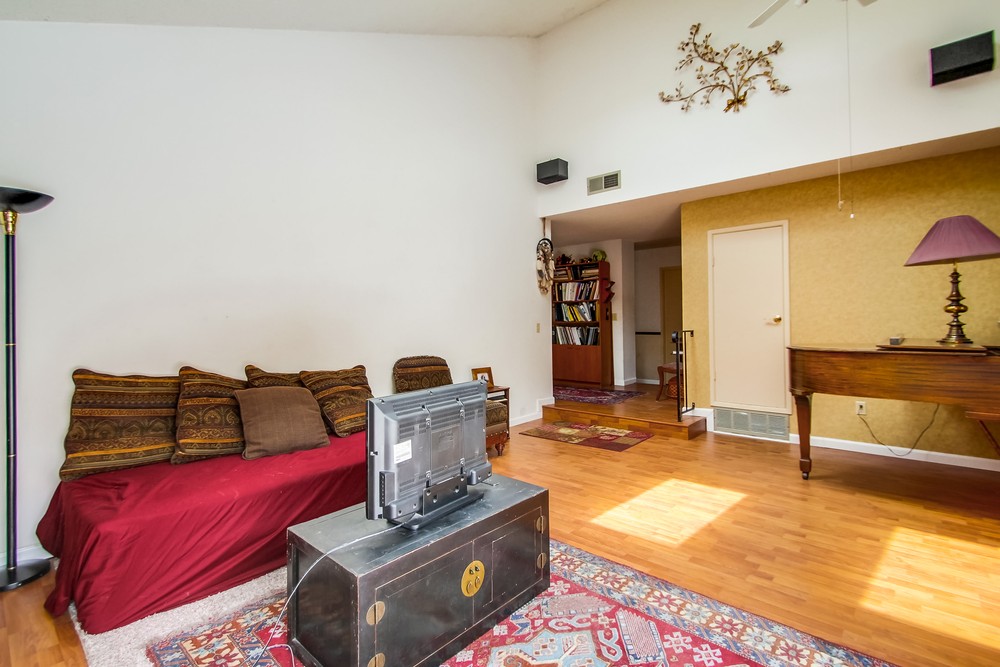 Virtual tour photo 15 of 55 for 7146 Ruane St