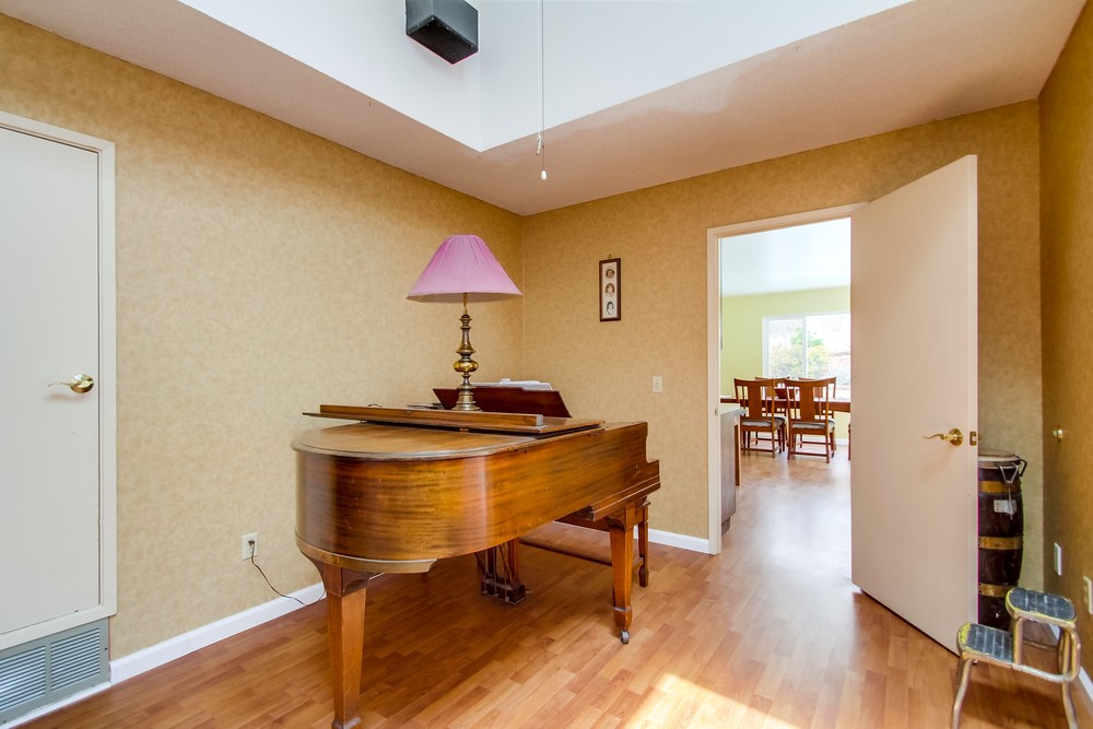 Virtual tour photo 16 of 55 for 7146 Ruane St