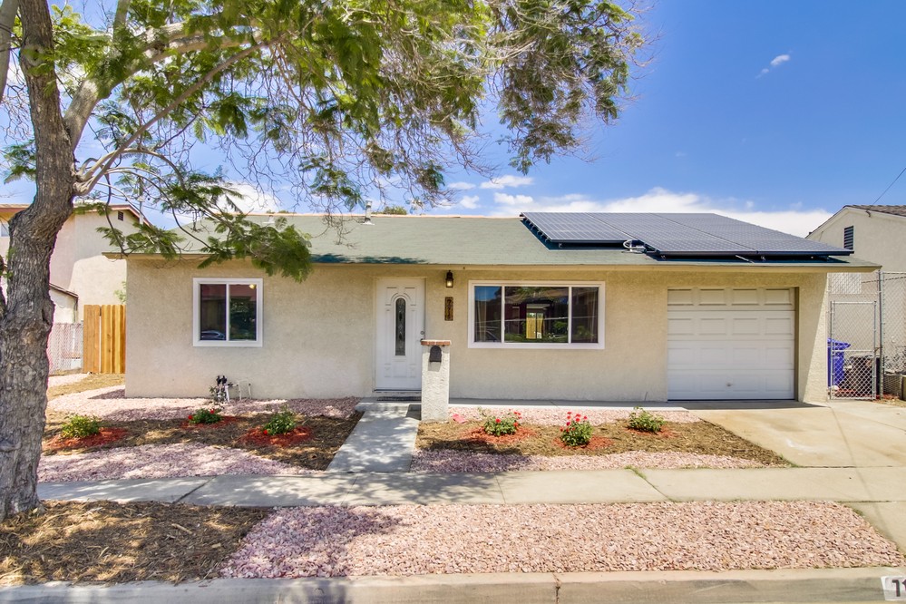 Virtual tour photo 1 of 45 for 715 Jacumba Street