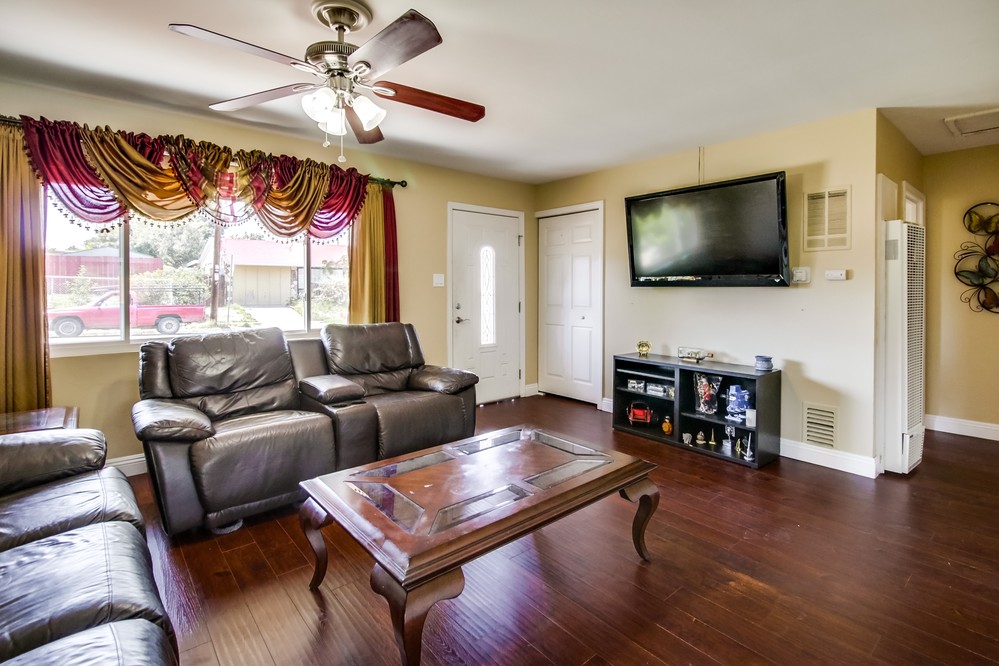 Virtual tour photo 7 of 45 for 715 Jacumba Street