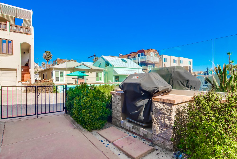 Virtual tour photo 7 of 85 for 715 Santa Clara Pl
