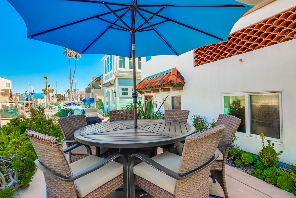 Virtual tour photo 9 of 85 for 715 Santa Clara Pl