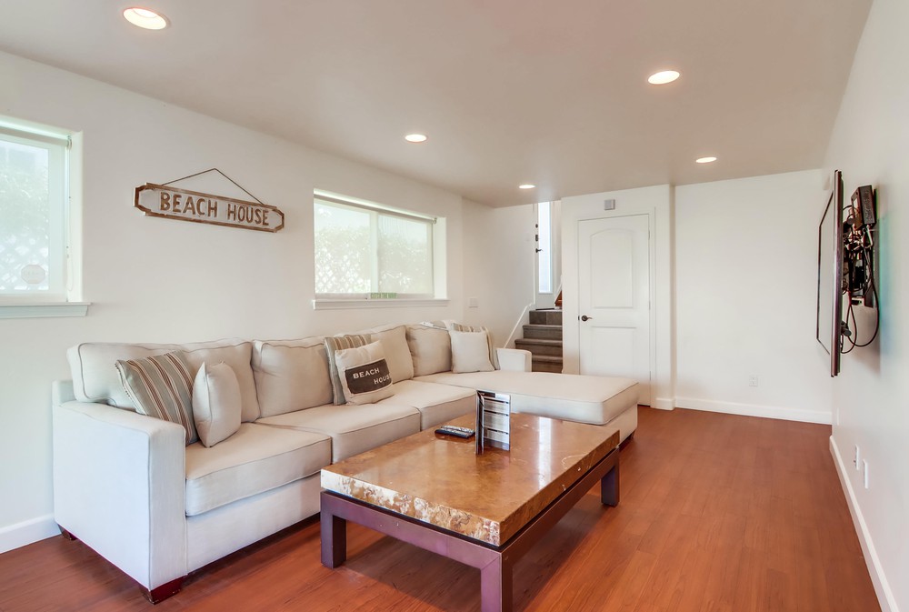 Virtual tour photo 14 of 85 for 715 Santa Clara Pl