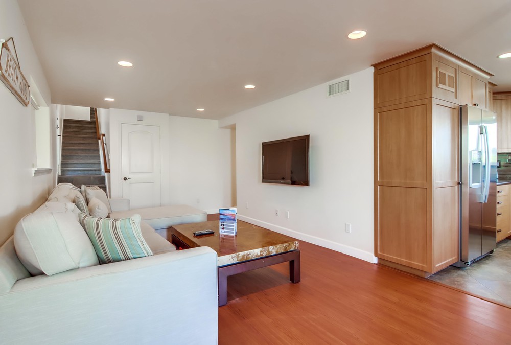 Virtual tour photo 16 of 85 for 715 Santa Clara Pl