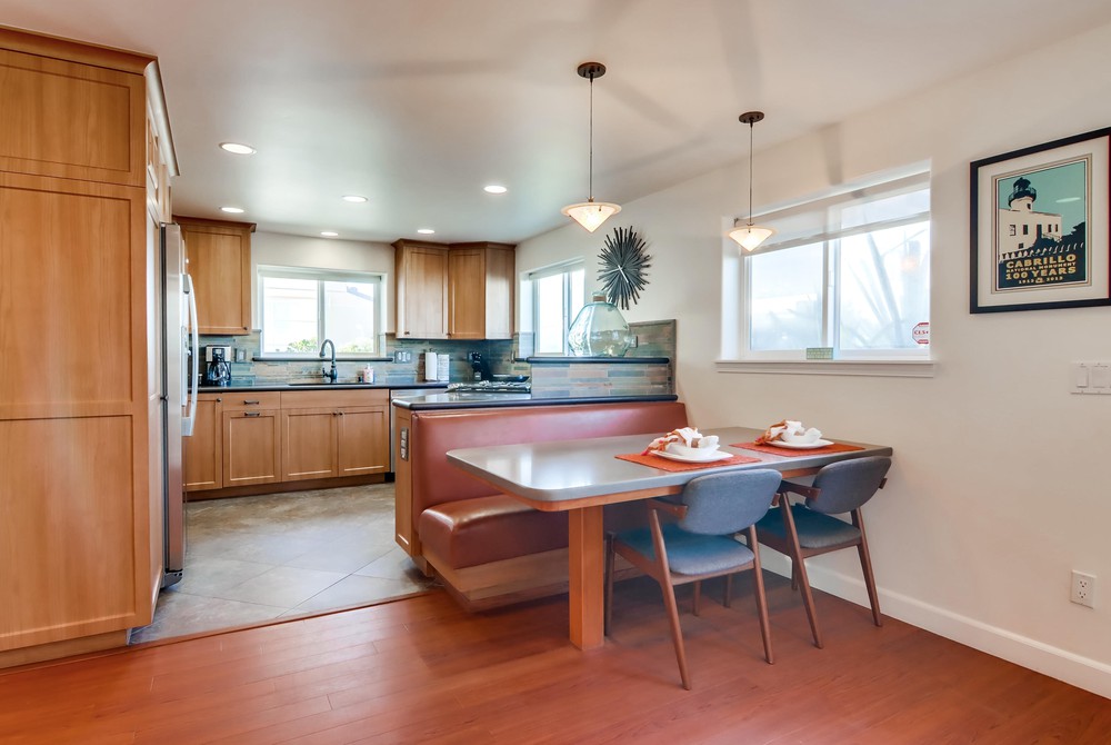 Virtual tour photo 21 of 85 for 715 Santa Clara Pl