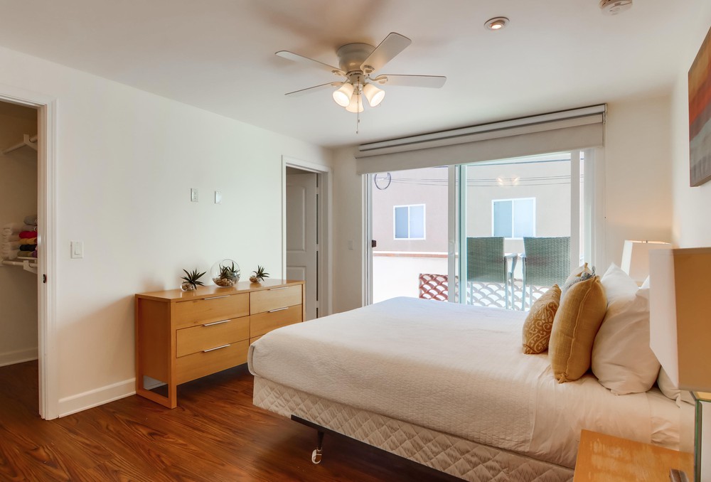 Virtual tour photo 41 of 85 for 715 Santa Clara Pl