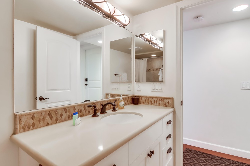 Virtual tour photo 49 of 85 for 715 Santa Clara Pl