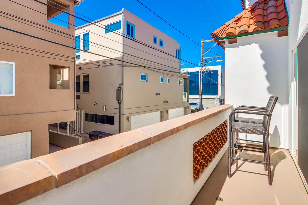 Virtual tour photo 50 of 85 for 715 Santa Clara Pl