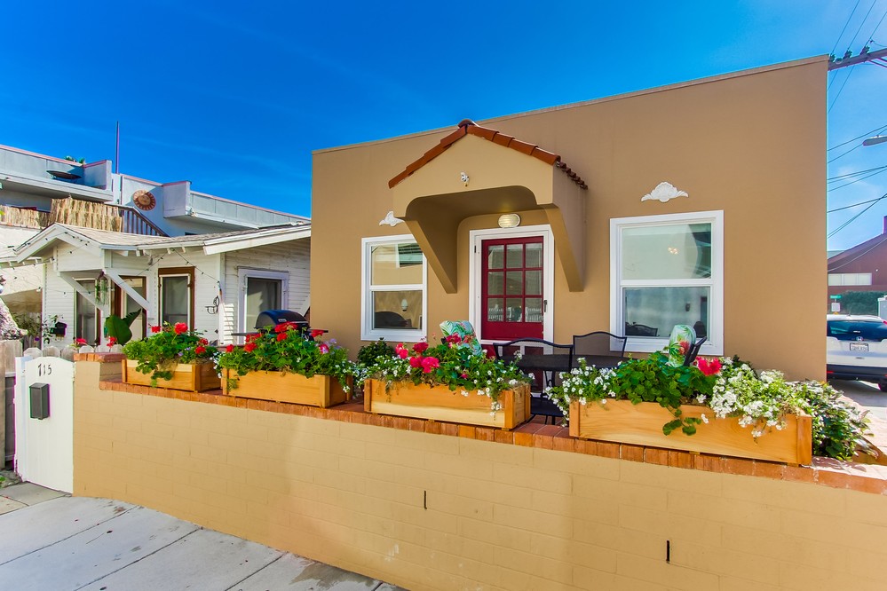 Virtual tour photo 5 of 27 for 715 Tangiers Court