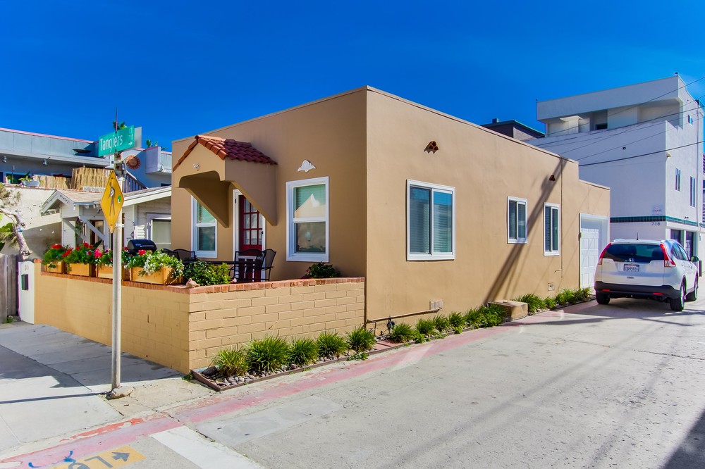 Virtual tour photo 6 of 27 for 715 Tangiers Court