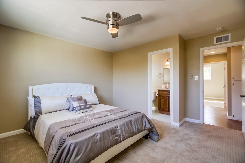 Virtual tour photo 33 of 53 for 7152 Beagle St