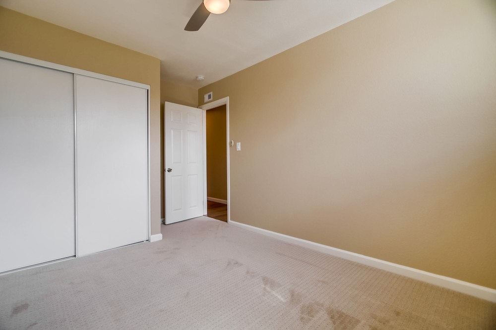 Virtual tour photo 41 of 53 for 7152 Beagle St