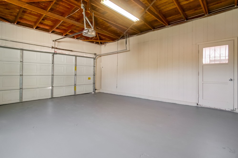 Virtual tour photo 48 of 53 for 7152 Beagle St
