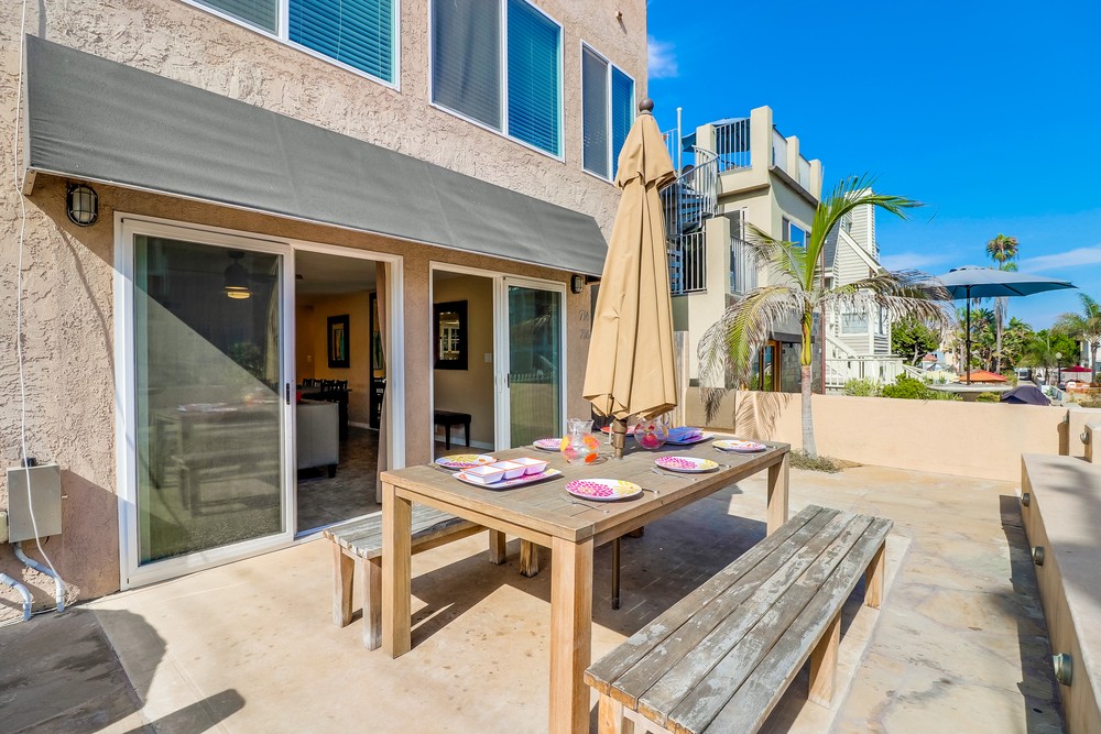 Virtual tour photo 7 of 49 for 716 Isthmus Ct