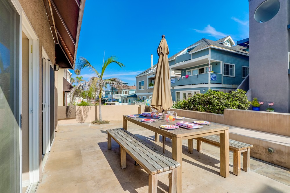 Virtual tour photo 8 of 49 for 716 Isthmus Ct