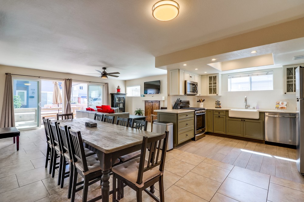 Virtual tour photo 20 of 49 for 716 Isthmus Ct