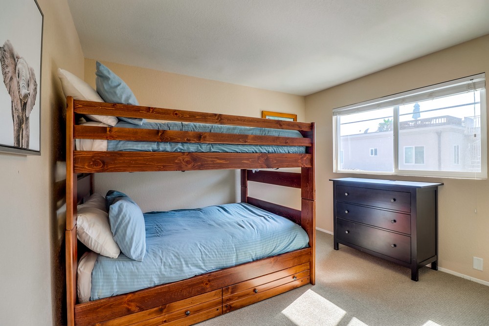 Virtual tour photo 35 of 49 for 716 Isthmus Ct