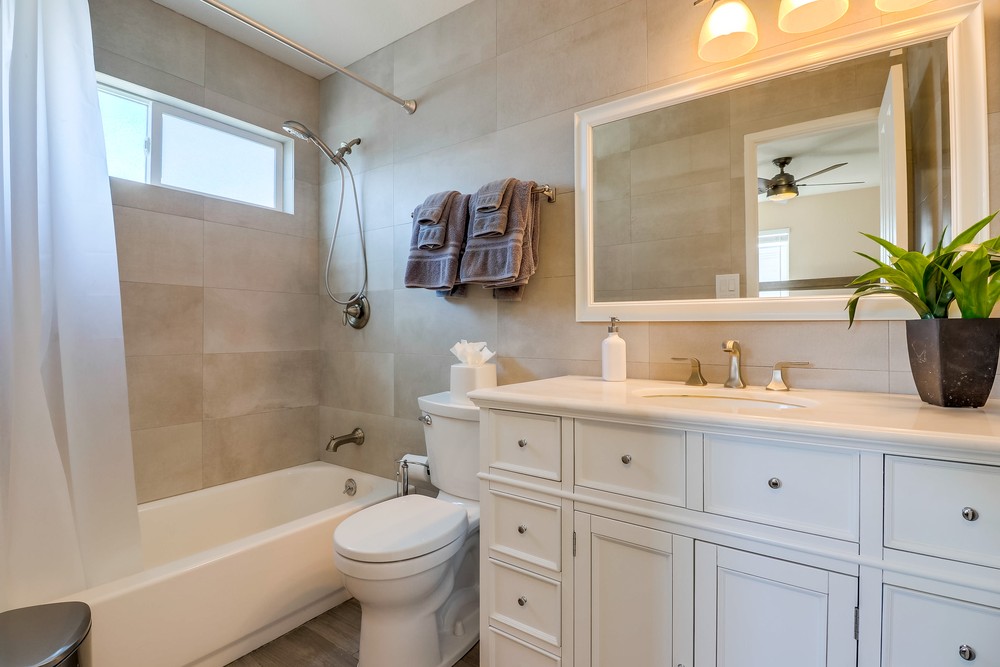 Virtual tour photo 37 of 49 for 716 Isthmus Ct