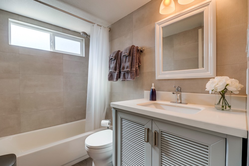 Virtual tour photo 44 of 49 for 716 Isthmus Ct