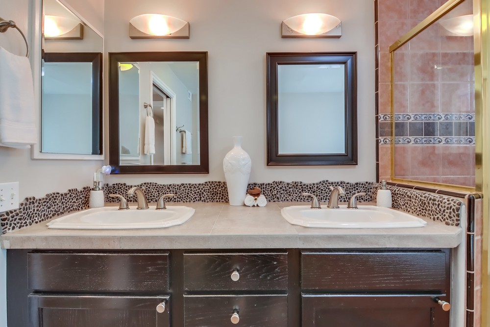 Virtual tour photo 43 of 62 for 716 Kingston Ct