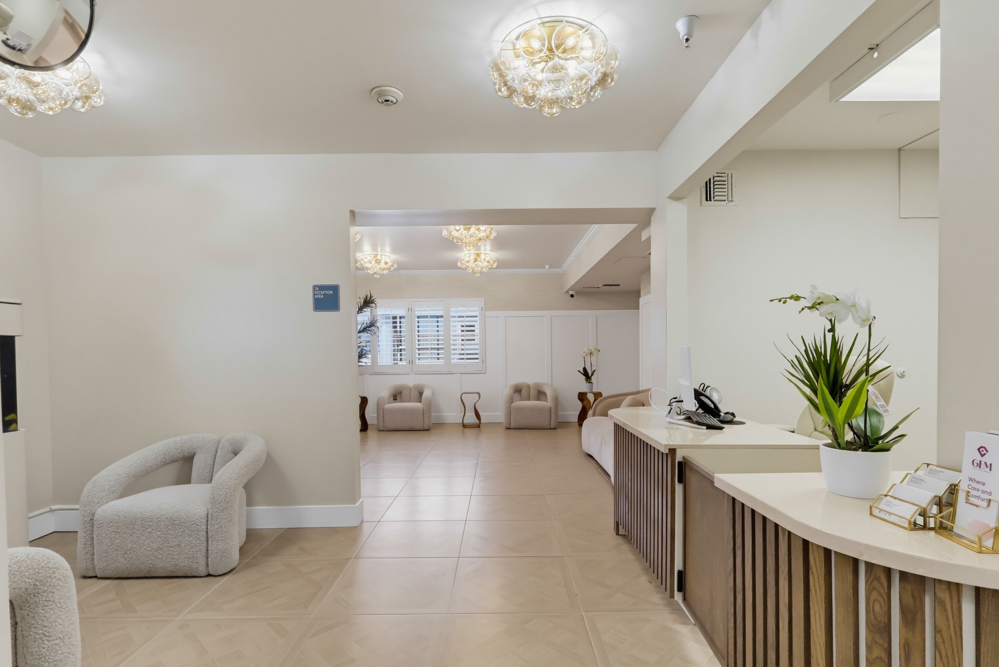Virtual tour photo 12 of 43 for 716 S Fair Oaks Ave