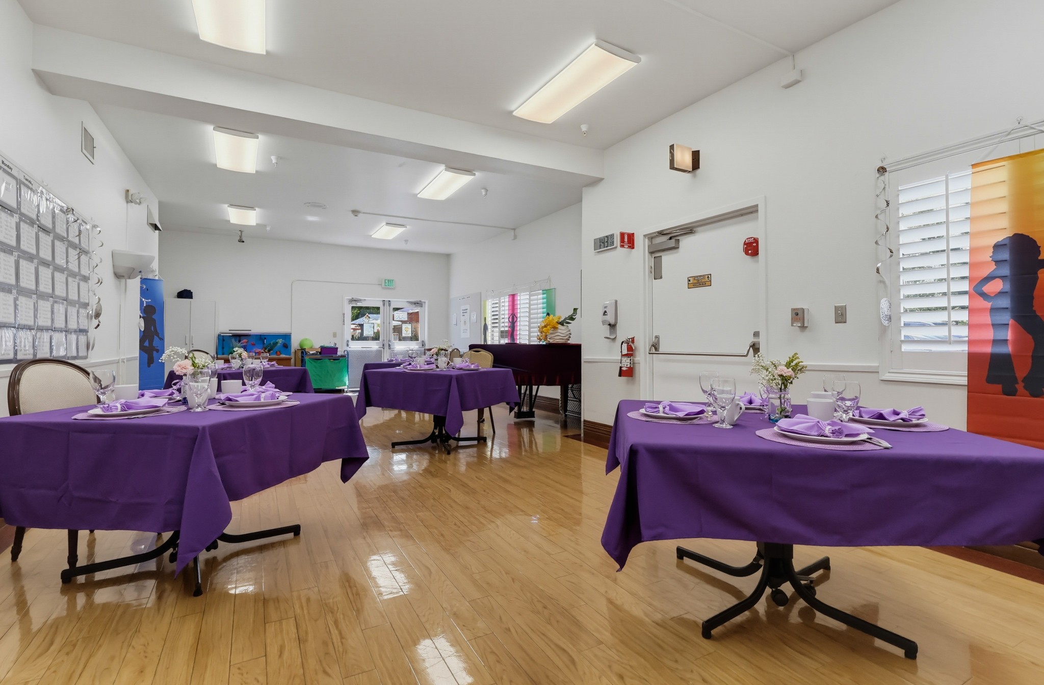 Virtual tour photo 27 of 43 for 716 S Fair Oaks Ave