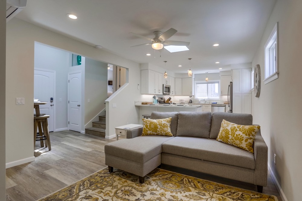 Virtual tour photo 11 of 41 for 716 Ventura Pl