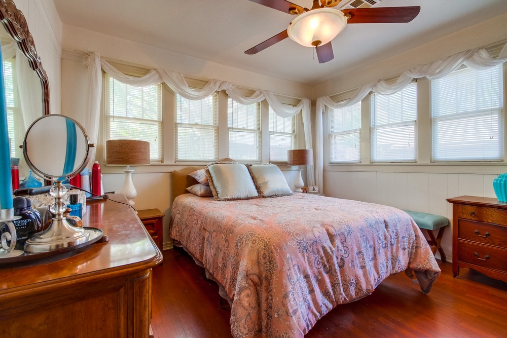 Virtual tour photo 27 of 43 for 7166 Mohawk St