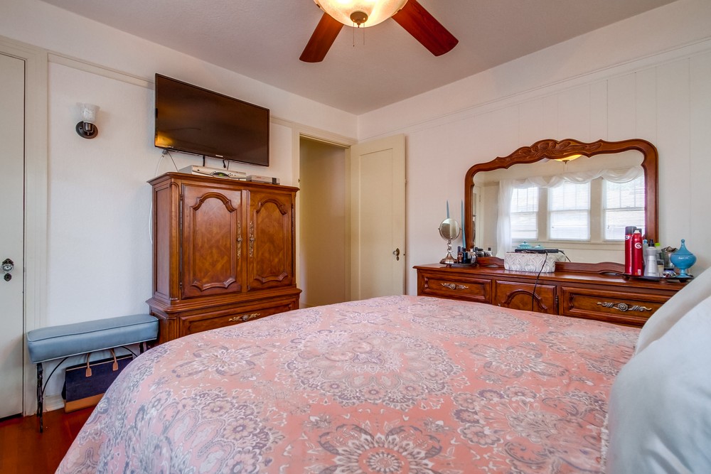 Virtual tour photo 30 of 43 for 7166 Mohawk St