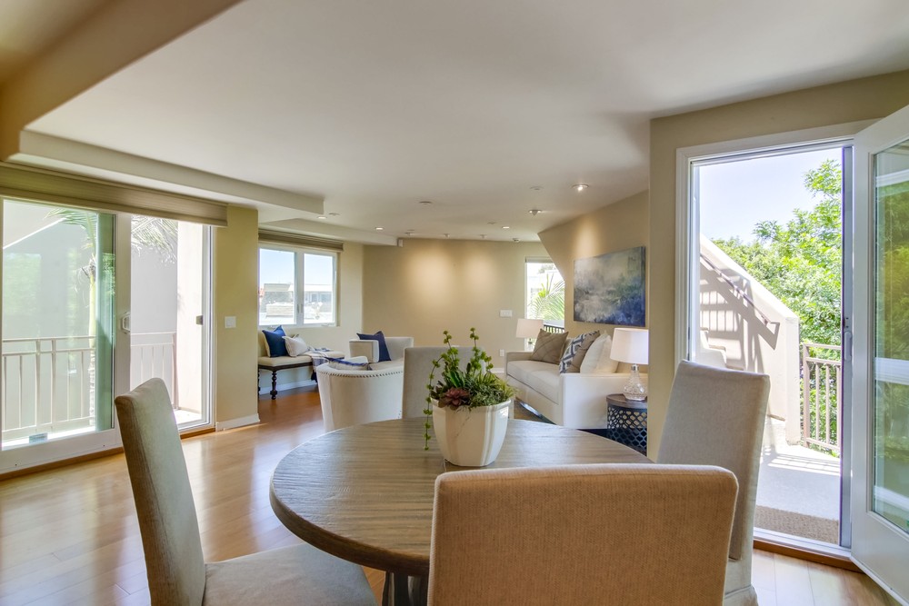 Virtual tour photo 11 of 53 for 717 Asbury Ct A