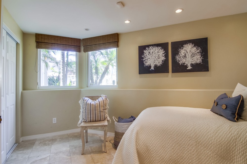 Virtual tour photo 29 of 53 for 717 Asbury Ct A