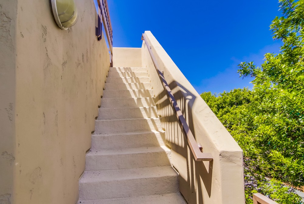 Virtual tour photo 41 of 53 for 717 Asbury Ct A