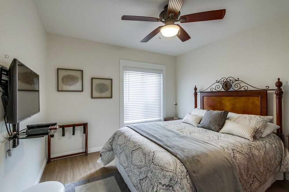 Virtual tour photo 12 of 49 for 717 Dover Ct