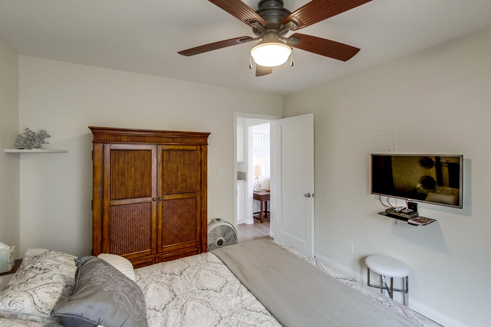 Virtual tour photo 15 of 49 for 717 Dover Ct